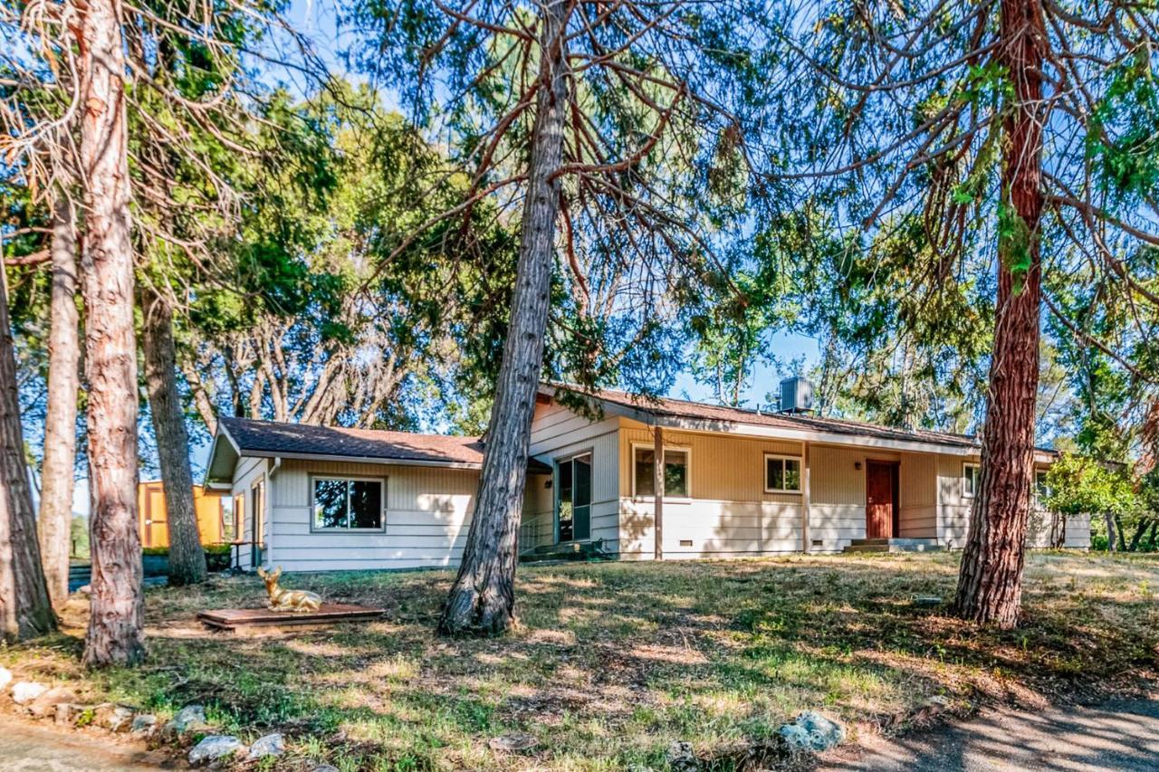 Villa Pine Ridge Peak Oakhurst Esterno foto